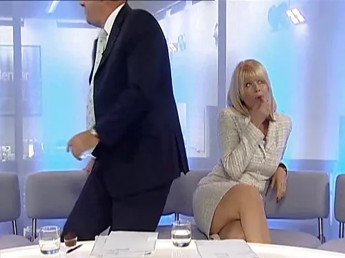 Sultry blonde MILF પ ...